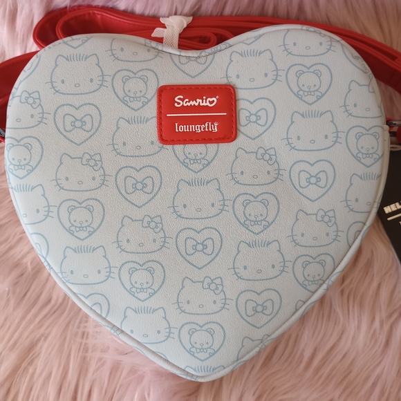 Loungefly Hello Kitty & Dear Daniel Heart Crossbody Bag - Picture 4 of 4